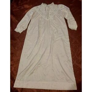 Vintage Nightgown 'Kathryn' Cottagecore Women's size SM. Pink Lace Prairie